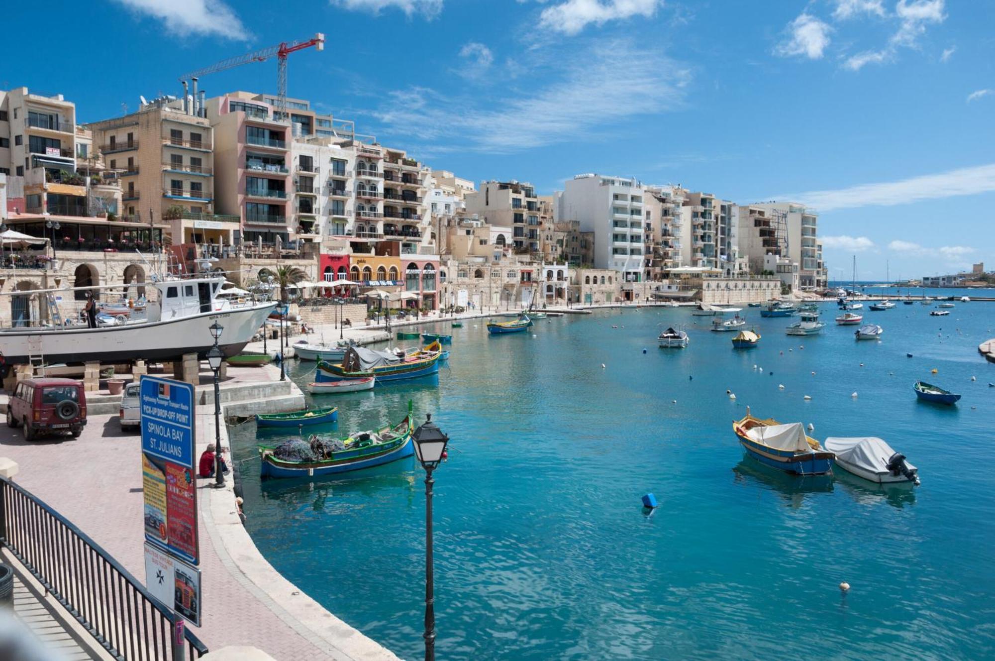 Cool Waters * Sliema
