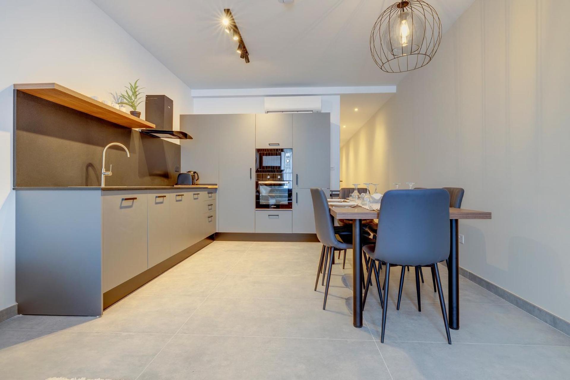 Cool Waters Apartment